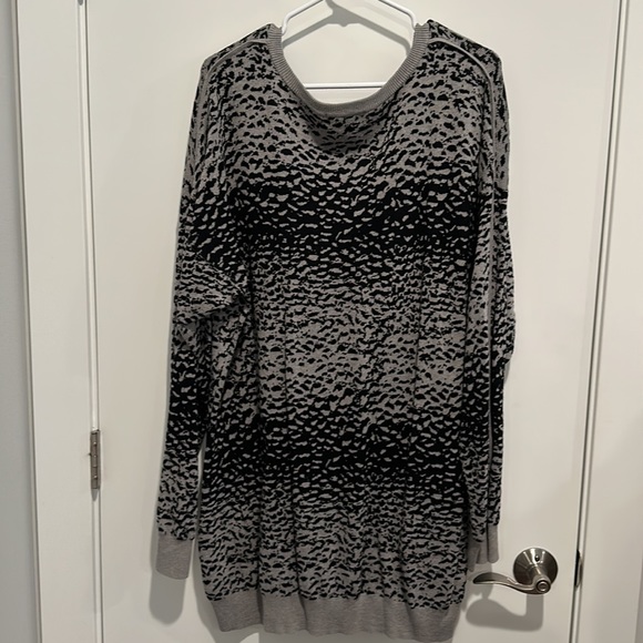 Adidas Black and Gray Patterned Oversized Long Sleeve Sweater Mini Dress Large - Picture 3 of 4
